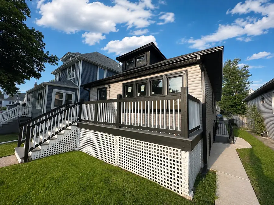 139 S 12th Avenue, Maywood, IL 60153 - #2