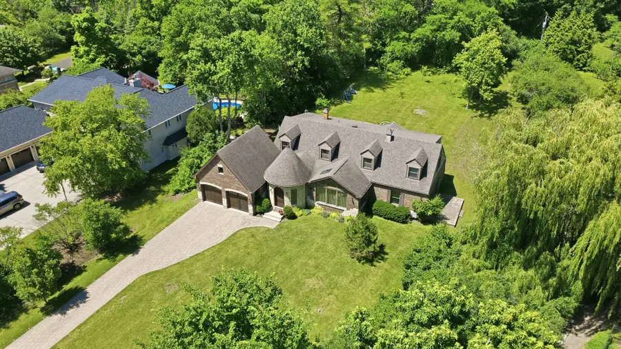10S230 Grant Street, Burr Ridge, IL 60527 - #3