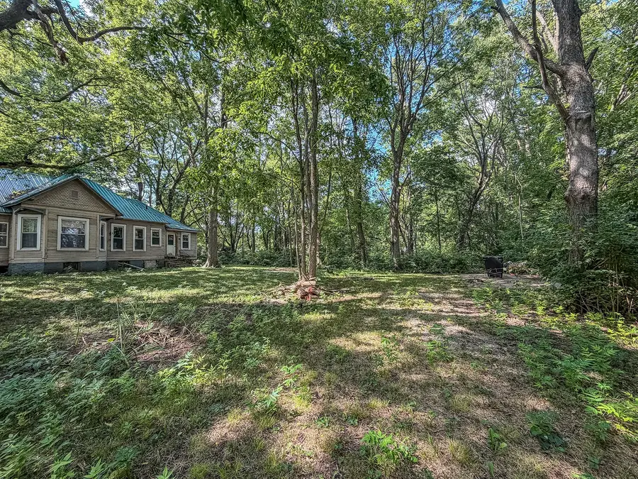 364 E Franklin Street, Bement, IL 61813 - #2