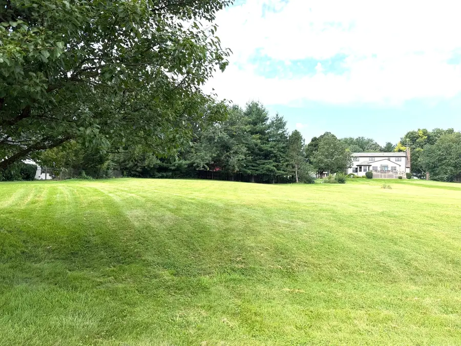 1725 Heritage Drive, Sterling, IL 61081 - #2