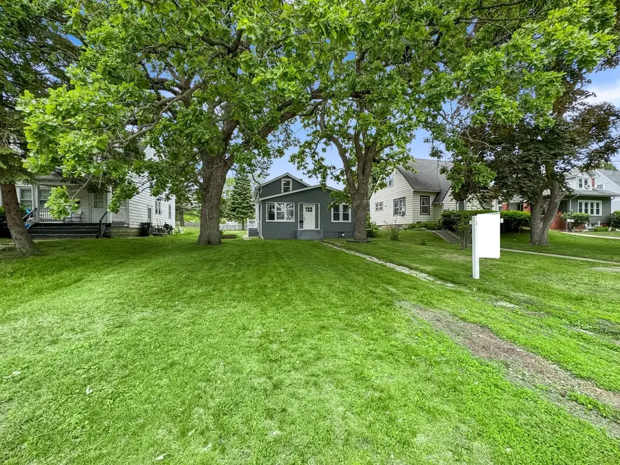 1910 Elim Avenue, Zion, IL 60099 - #2