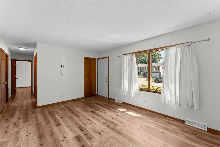 1108 Willany Drive, Clinton, IA 52732 - #2