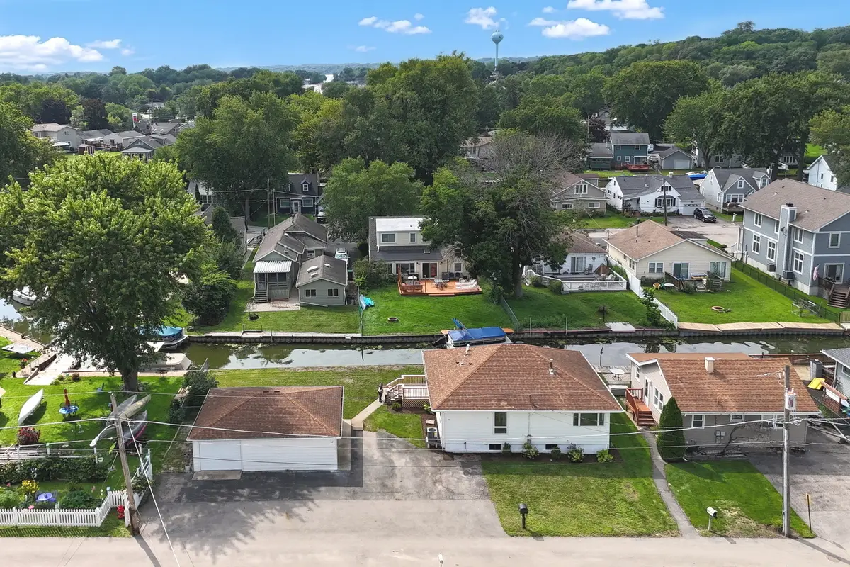 28 Lakeside Lane, Fox Lake, IL 60020 - #1