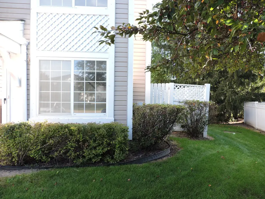 343 Gregory Street, Aurora, IL 60504 - #3