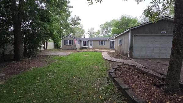 108 Ridgeland Avenue, West Chicago, IL 60185