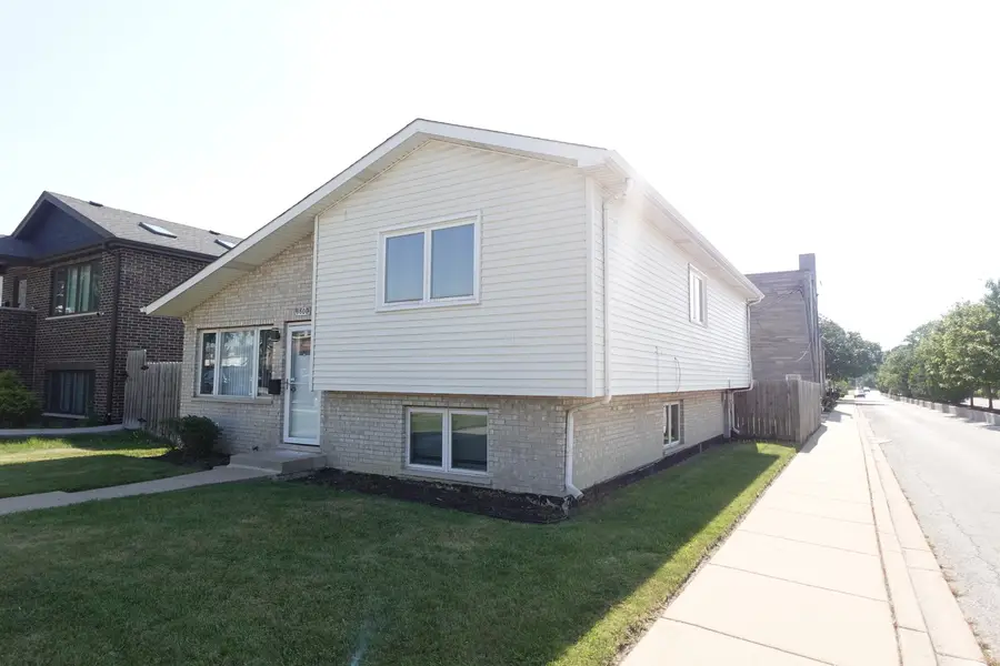 9800 S Artesian Avenue, Evergreen Park, IL 60805 - #2