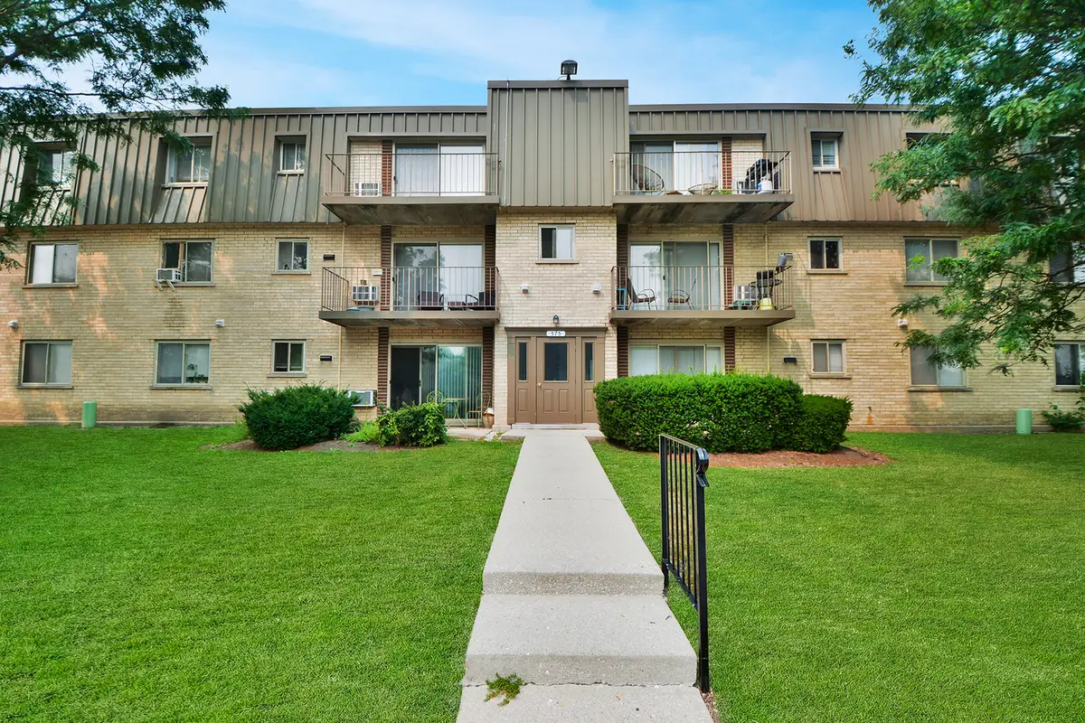 575 Fairway View Drive #3H, Wheeling, IL 60090 - #1