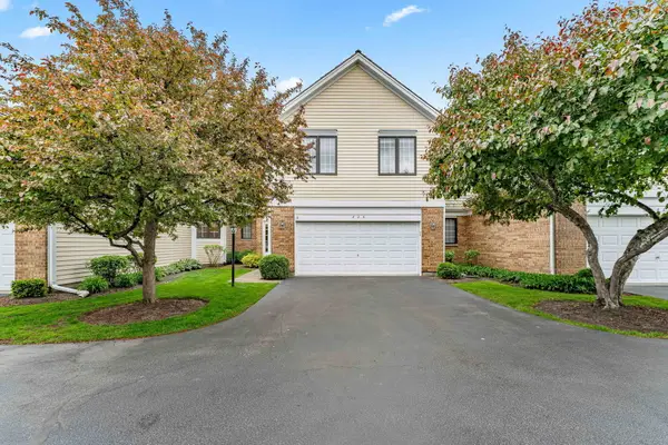 825 Braeman Court, Libertyville, IL 60048