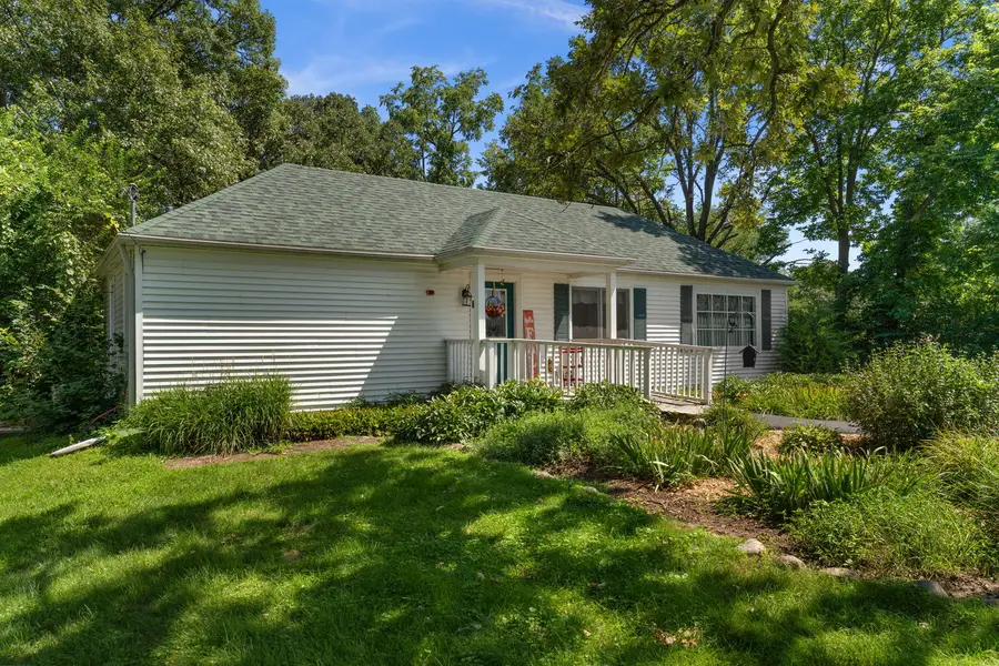 319 S Lincolnway Street, North Aurora, IL 60542 - #3