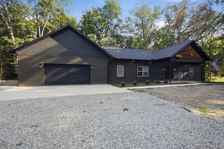 8960 E South Circle Drive, Effingham, IL 62401 - #3