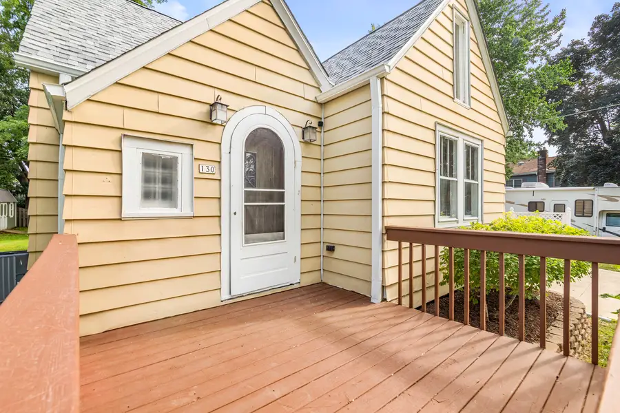 130 W Garfield Street, Waterman, IL 60556 - #2