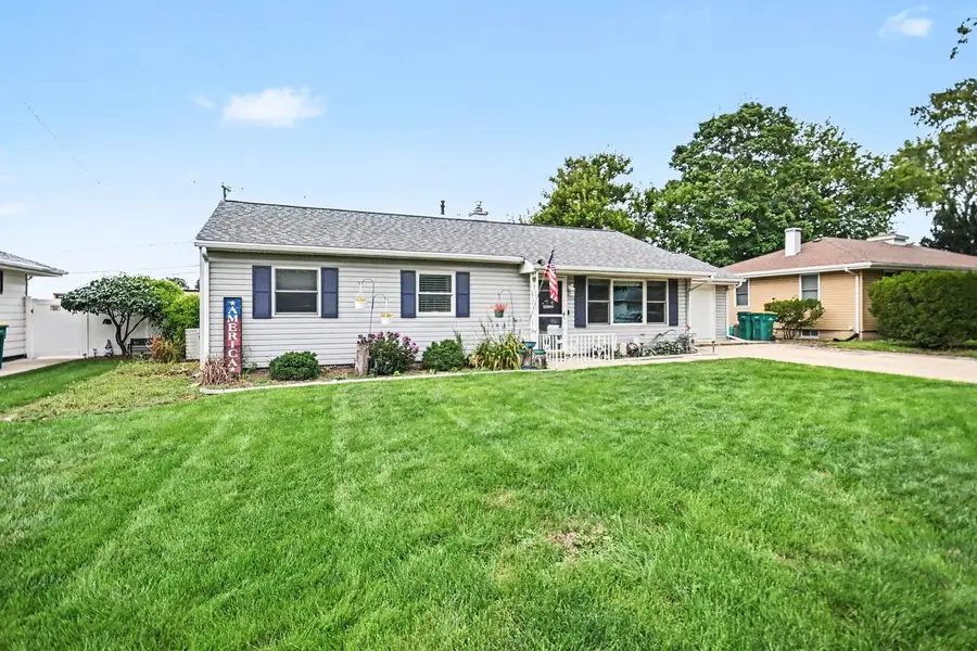 1111 Winthrop Avenue, Joliet, IL 60435 - #2