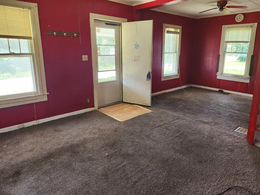 816 Warren Avenue, Mount Vernon, IL 62864 - #3