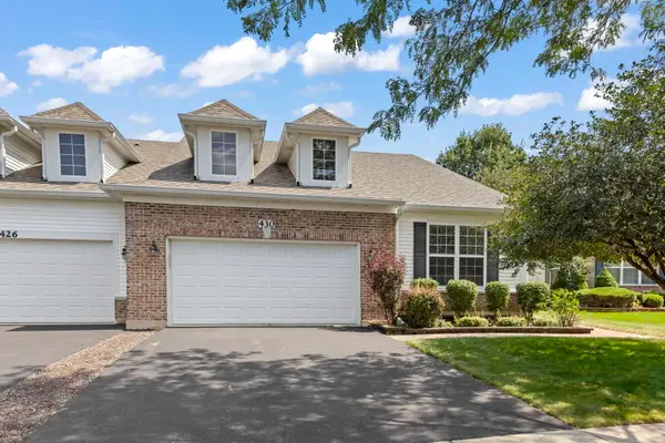 430 Woodhill Drive, Carol Stream, IL 60188
