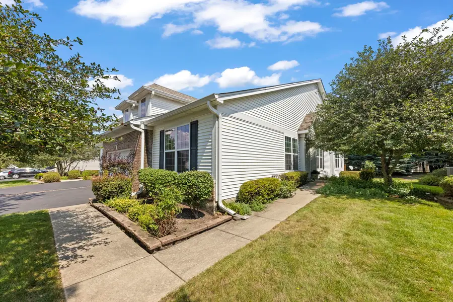 430 Woodhill Drive, Carol Stream, IL 60188 - #2