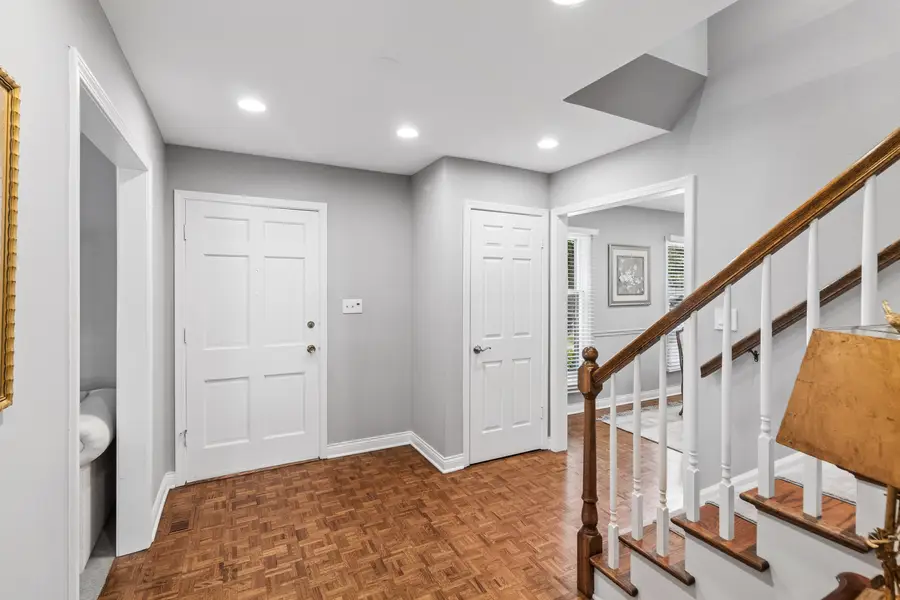 601 W Kingsley Drive, Arlington Heights, IL 60004 - #3