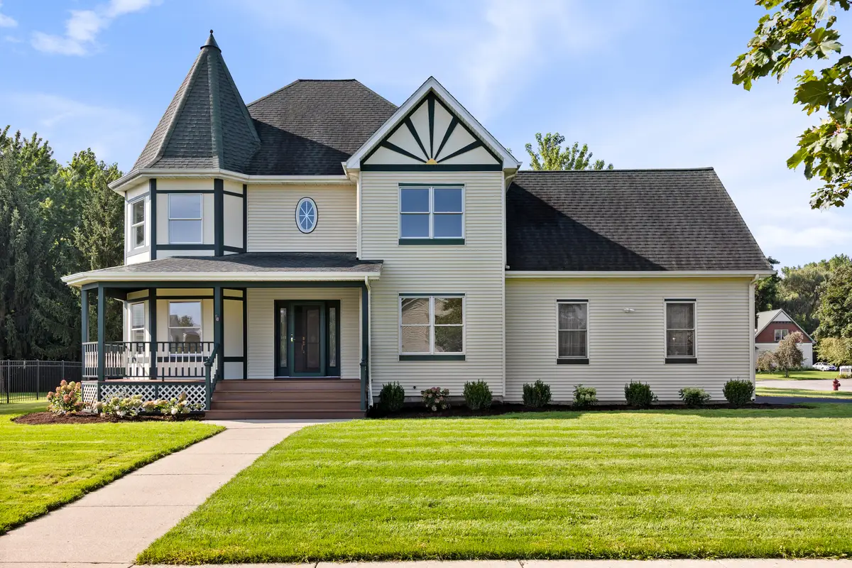 101 Nuthatch Drive, Woodstock, IL 60098 - #1