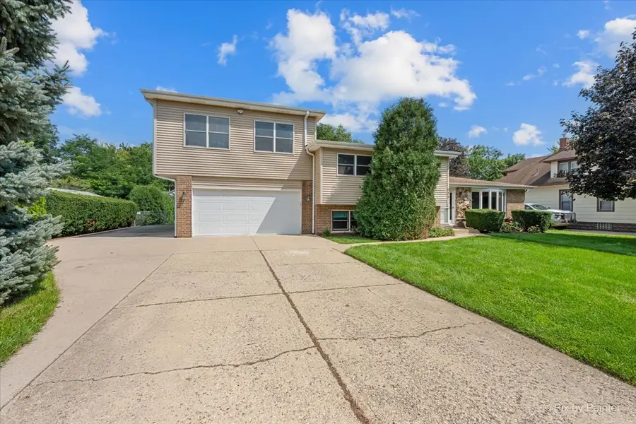 233 S Western Avenue, Bartlett, IL 60103 - #2