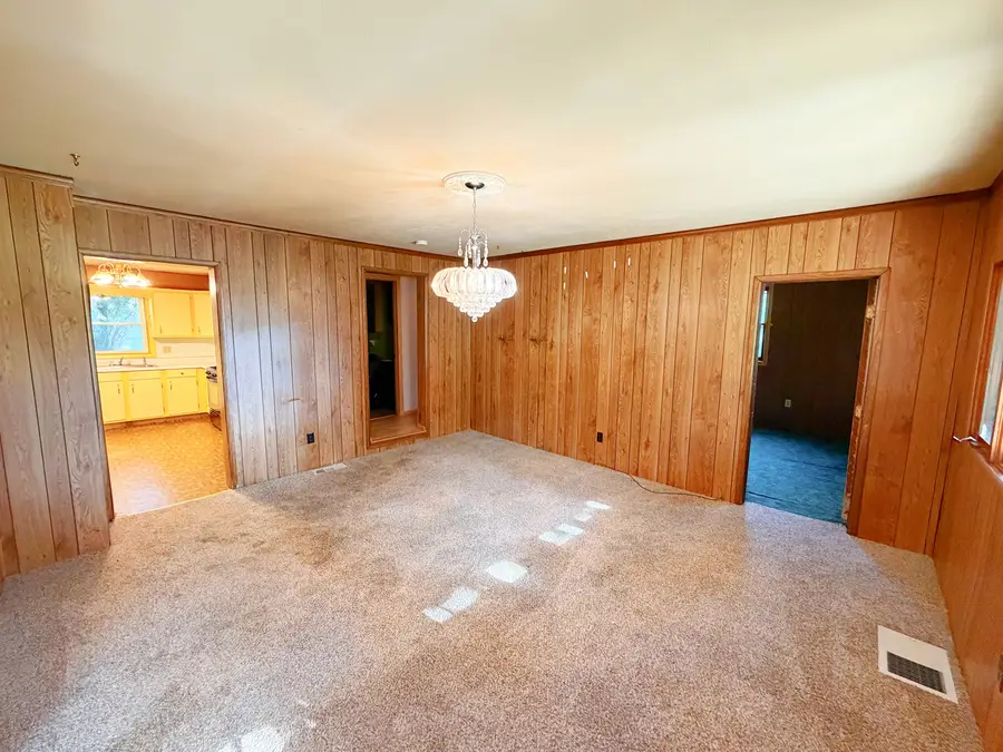 1402 N Sterling Street, Streator, IL 61364 - #2
