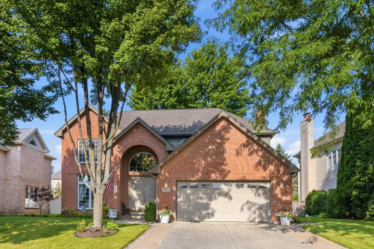 9254 Nagle Avenue, Morton Grove, IL 60053 - #1