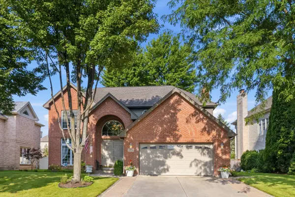 9254 Nagle Avenue, Morton Grove, IL 60053