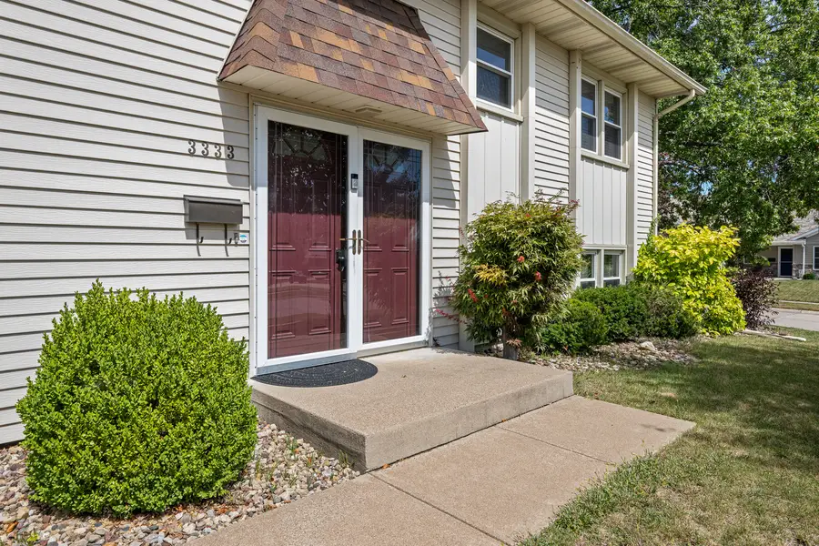 3333 35th Avenue, Moline, IL 61265 - #3