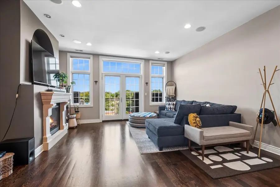 4152 N Elston Avenue #4N, Chicago, IL 60618 - #2
