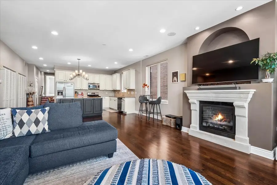 4152 N Elston Avenue #4N, Chicago, IL 60618 - #3