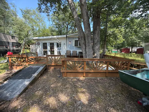 2-24 Woodhaven Lakes, Sublette, IL 61367