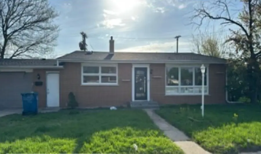 775 Greenbay Avenue, Calumet City, IL 60409 - #2