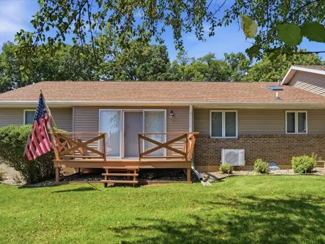 801 Quail Ridge Drive #801, Freeport, IL 61032 - #3