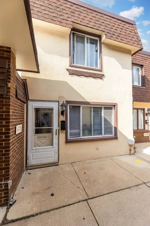 4038 Fitzjames Walk, Oak Lawn, IL 60453