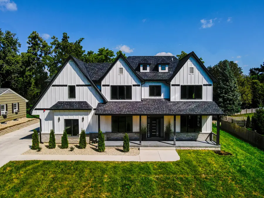 234 E 58th Place, Westmont, IL 60559 - #2