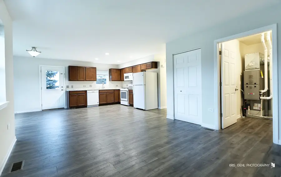 1410 Thomas Drive, Woodstock, IL 60098 - #2