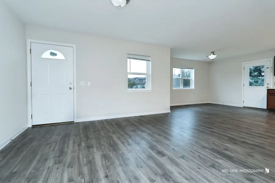 1410 Thomas Drive, Woodstock, IL 60098 - #3