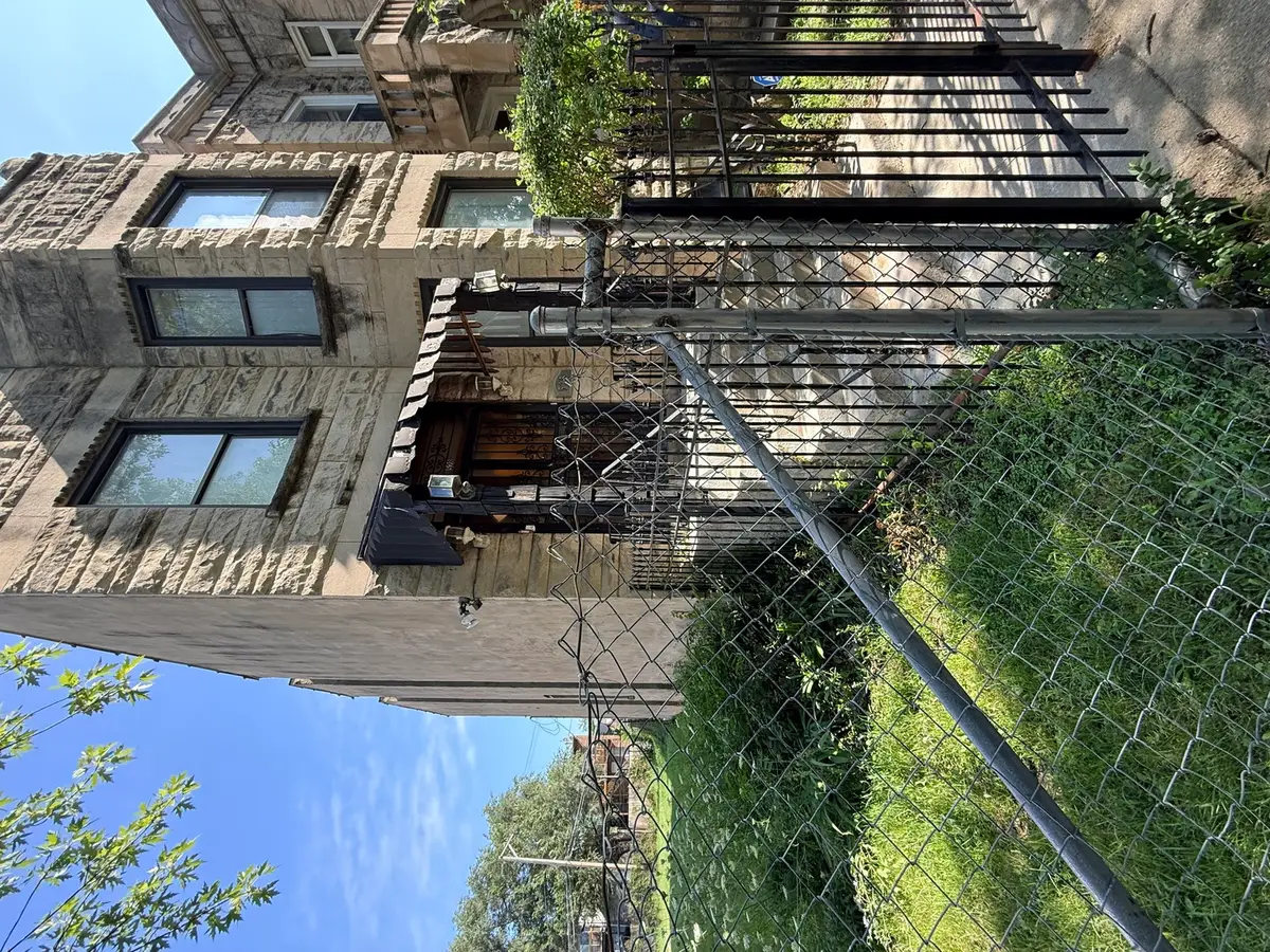 528 E 46th Place, Chicago, IL 60653 - #1