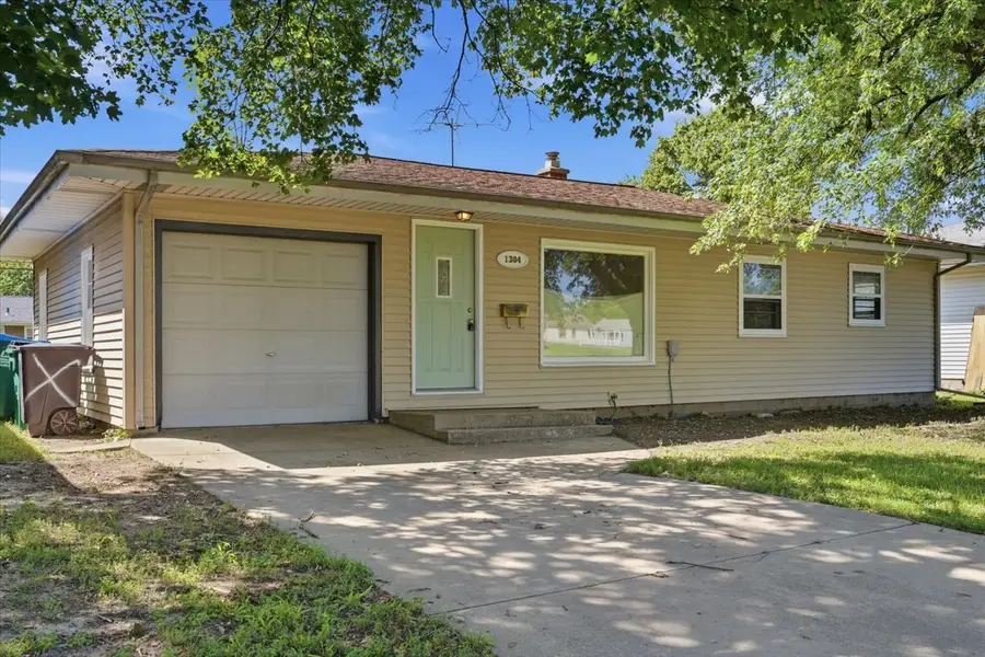 1304 11th Avenue, Rock Falls, IL 61071 - #2