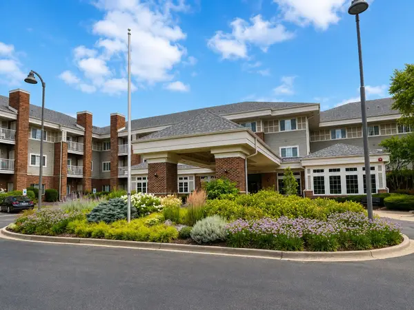 801 N Mclean Boulevard #254, Elgin, IL 60123