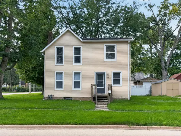 529 S Locust Street, Sycamore, IL 60178