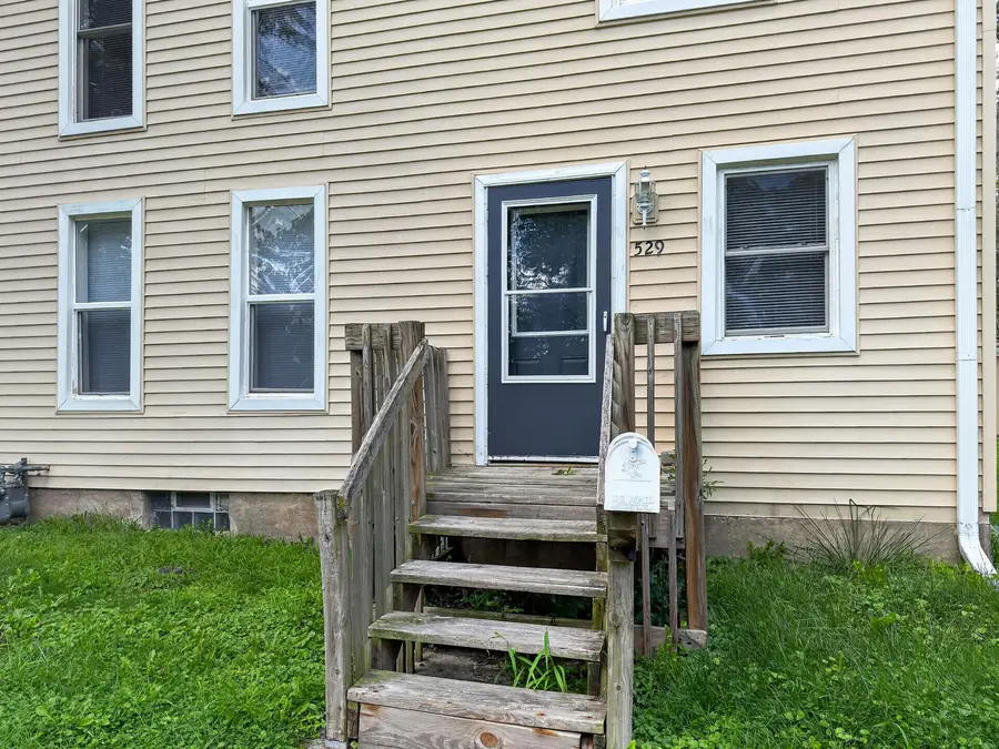 529 S Locust Street, Sycamore, IL 60178 - #2