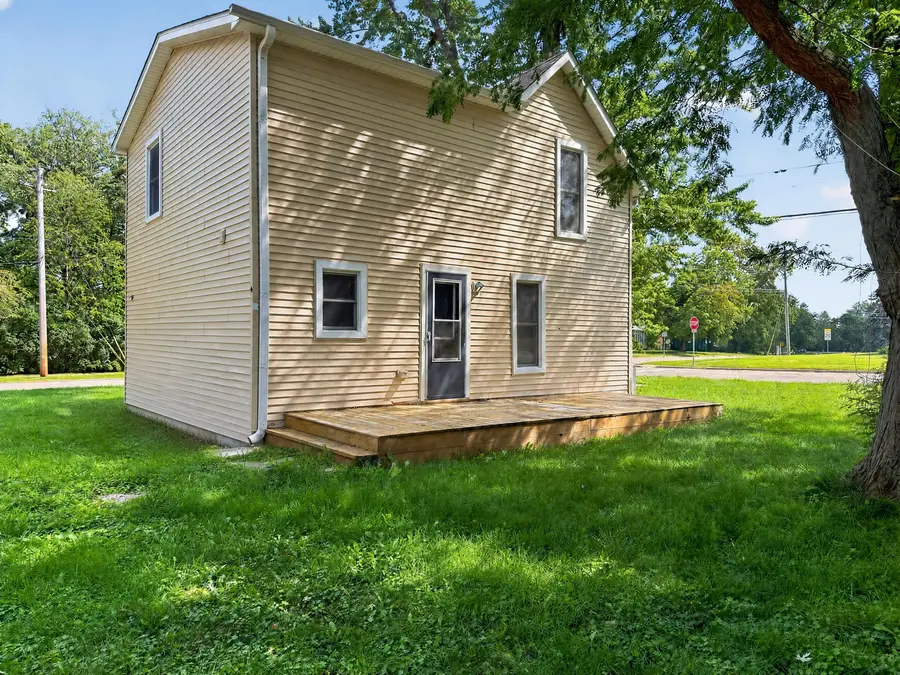 529 S Locust Street, Sycamore, IL 60178 - #3