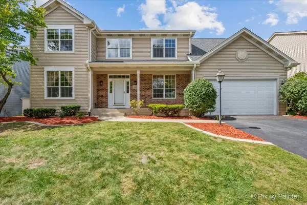 2240 Barrett Drive, Algonquin, IL 60102