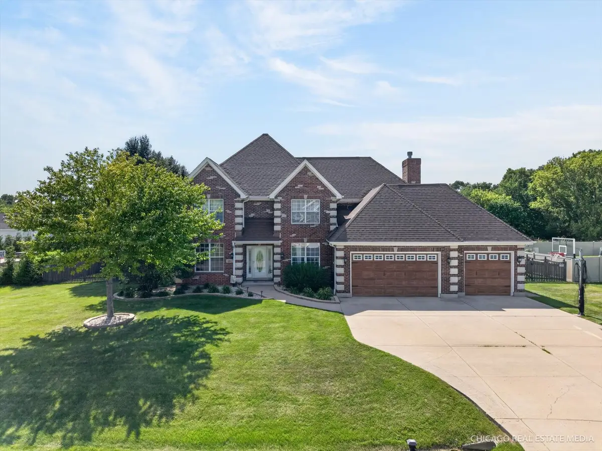 661 Hickman Lane, Woodstock, IL 60098 - #1
