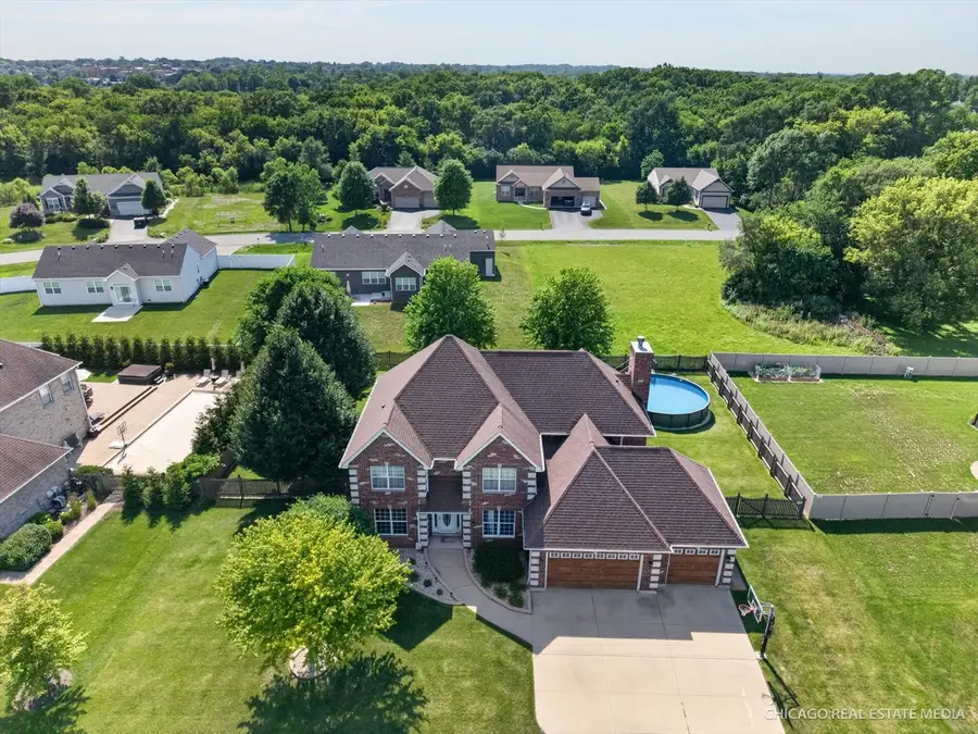 661 Hickman Lane, Woodstock, IL 60098 - #2