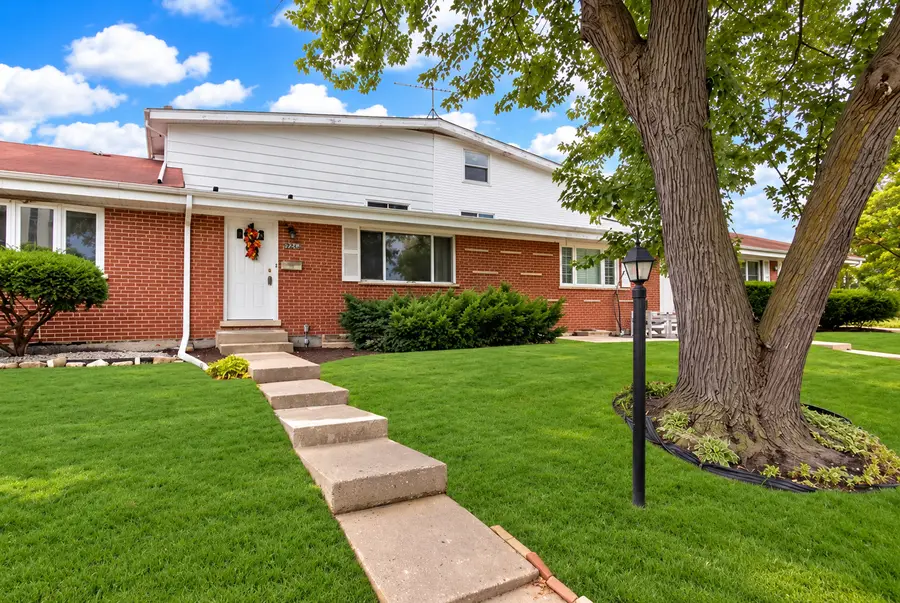 9025 Sherry Lane #9025, Des Plaines, IL 60016 - #2