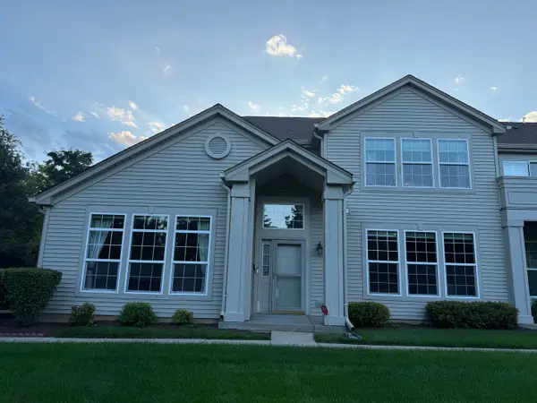 2503 Oak Drive #2503, West Dundee, IL 60118