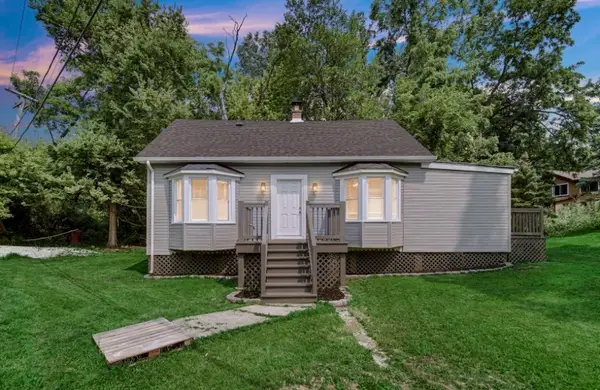 21738 W Oak Avenue, Lake Villa, IL 60046