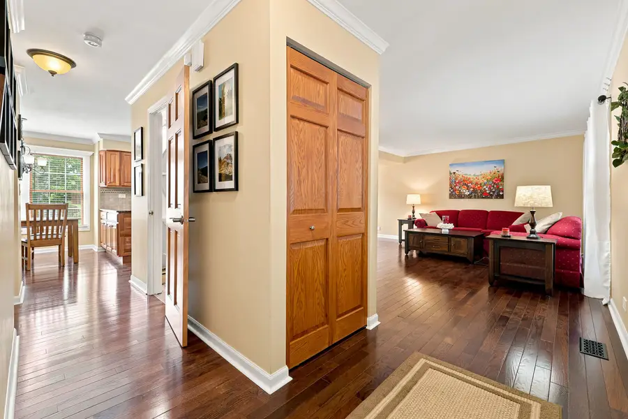 820 Southwick Drive, Algonquin, IL 60102 - #3
