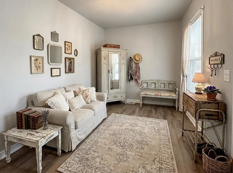 Address Withheld By Seller, Naperville, IL 60540 - #2