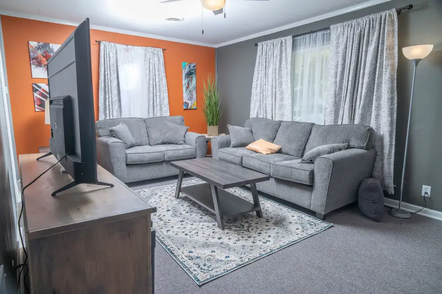 1207 S Anderson Street, Urbana, IL 61801 - #2